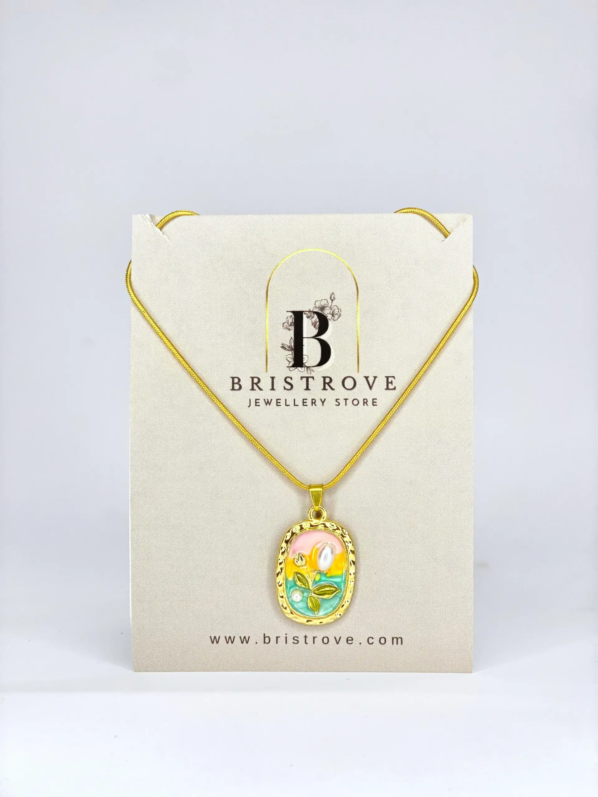 Golden Oval Field Necklace