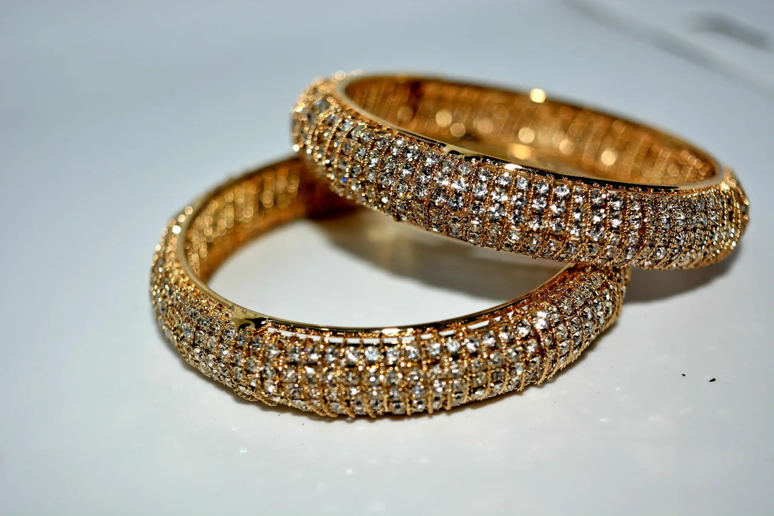 Radiant Zirconia Embrace